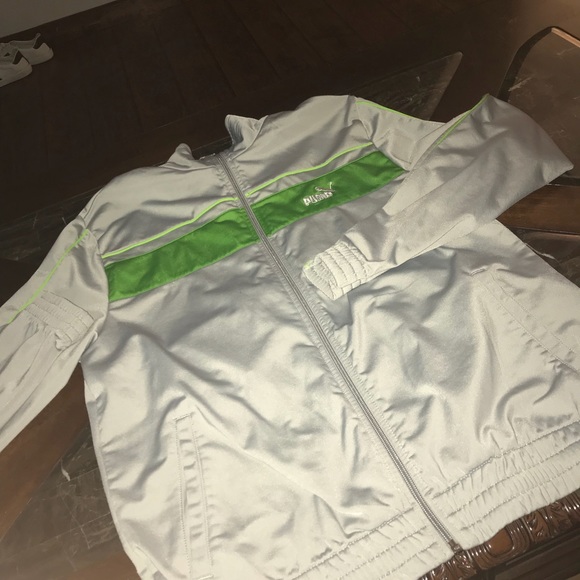 puma jacket!! - Picture 2 of 6